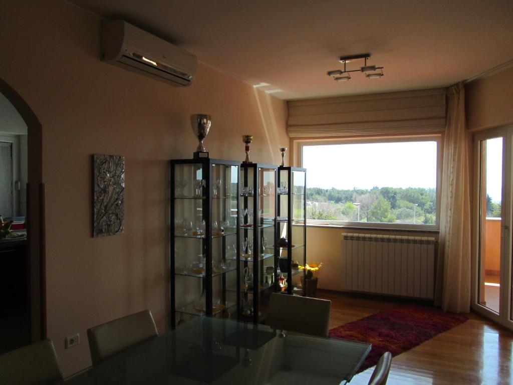 Apartments Villa Fernetich Premantura Kamer foto