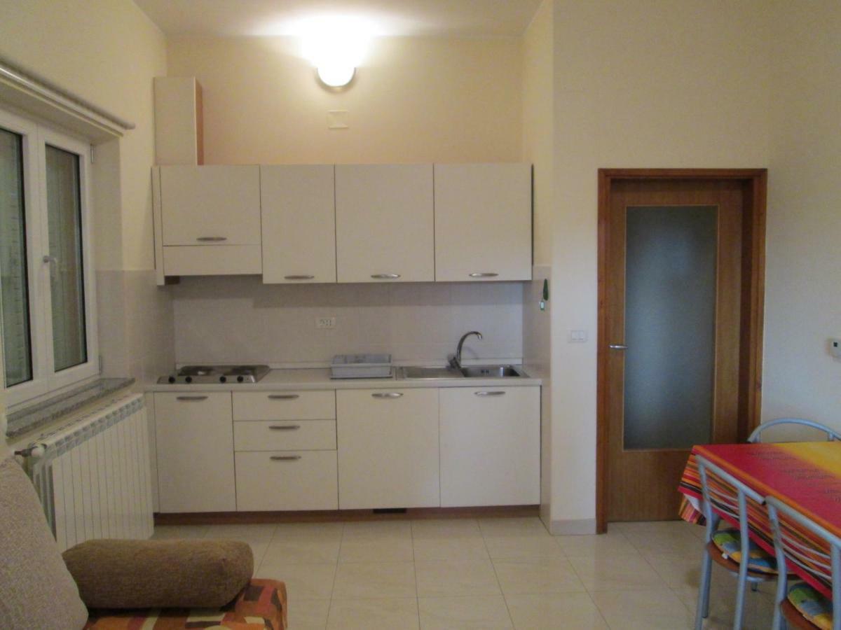Apartments Villa Fernetich Premantura Buitenkant foto